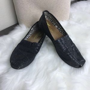 WOMENS TOMS SHOES SZ 8